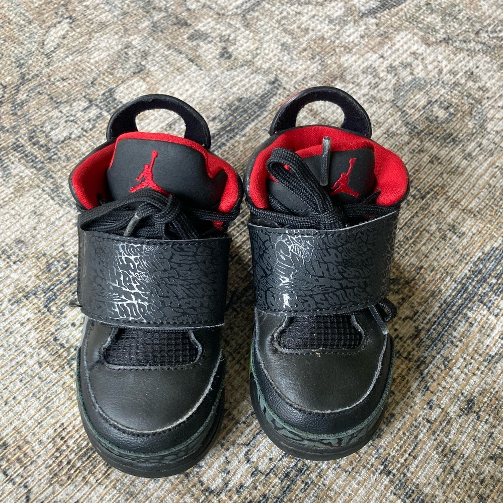 Toddler Air Jordan Son of Mars – Size 7